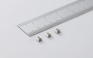 如何通過(guò)太誘電感的阻抗曲線選擇最佳型號(hào)?